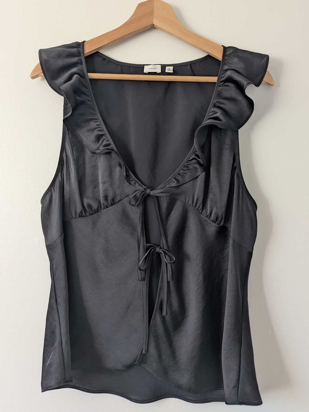 Wilfred Tonka Satin Ruffle Tie Front Blouse Black XL